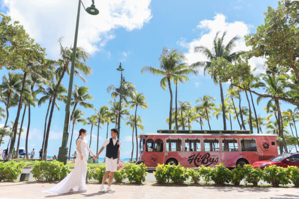 「とても楽しかったです」ワイキキタウン＋アラモアナビーチで撮影した欲張りビーチフォトプランのお客様の声様のお写真