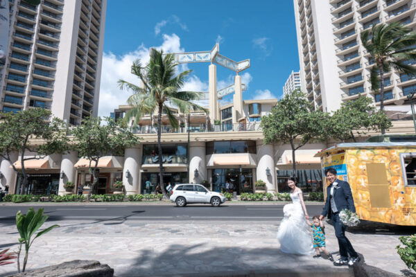 「海・緑・街並みすべて残せた！」ワイキキ・カピオラニ・アラモアナで撮影した欲張りビーチフォトプラン3ヶ所のお客様の声様のお写真